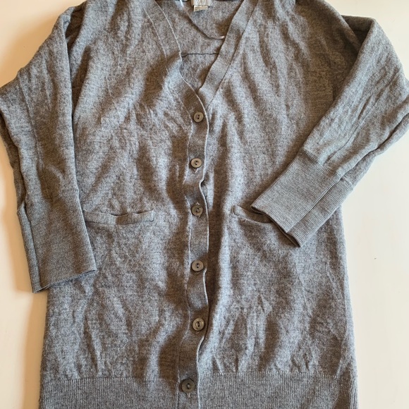 Women’s H&M Cardigan - Picture 2 of 3